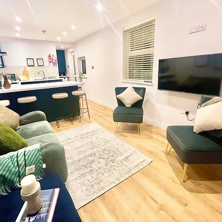 Gorgeous Newly Renovated 2 Double Bed Flat Apartment Swansea Exterior photo